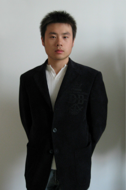 给张雷变性：慈善之精神救赎(图1)