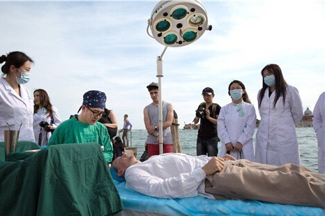 韩啸艺术作品在意大利翁布里亚大区获“绝美之奖”(图2)